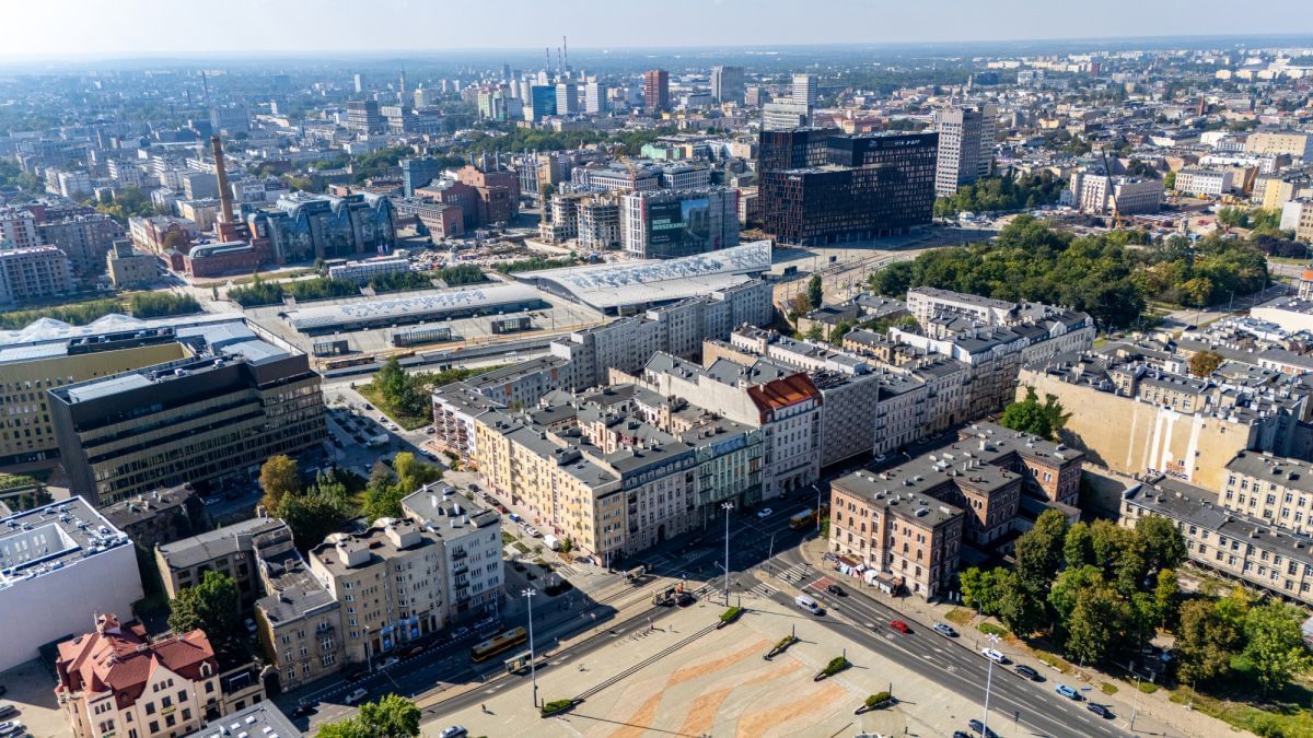 Mieszkanie 4 pokojowe na Sprzedaż