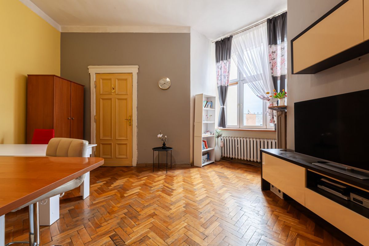 Mieszkanie 4 pokojowe na Sprzedaż
