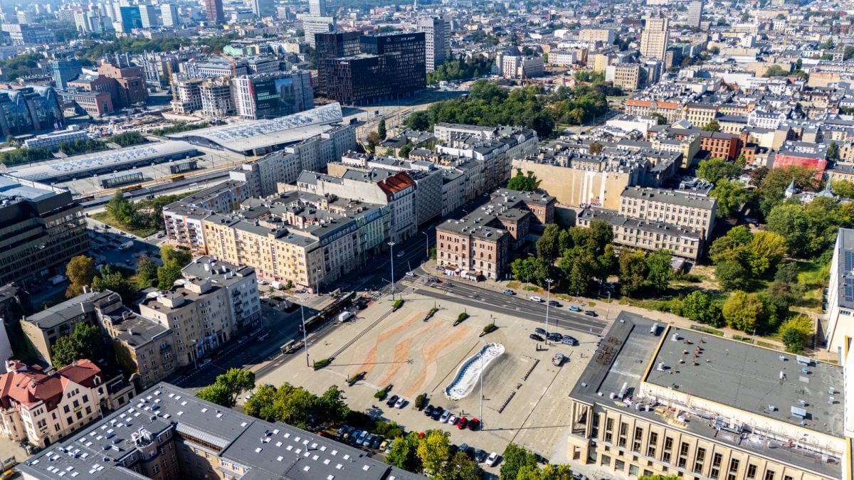 Mieszkanie 4 pokojowe na Sprzedaż