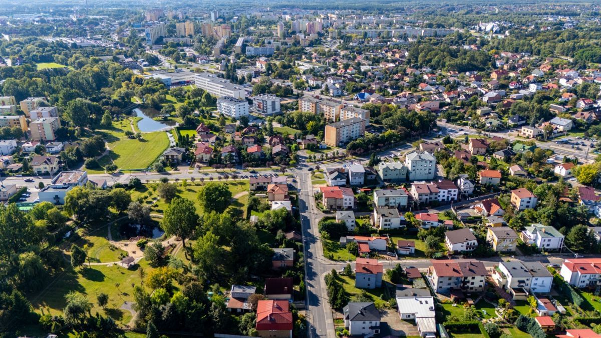 Dom 4 pokojowe na Sprzedaż
