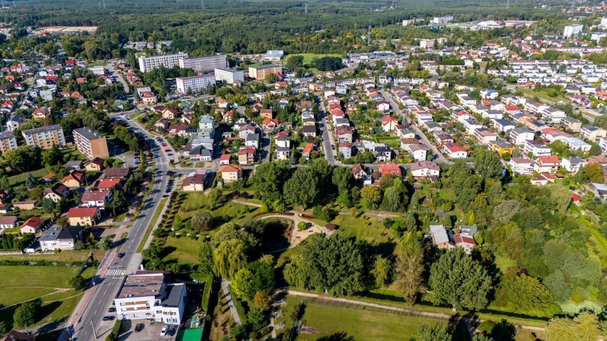 Dom 4 pokojowe na Sprzedaż