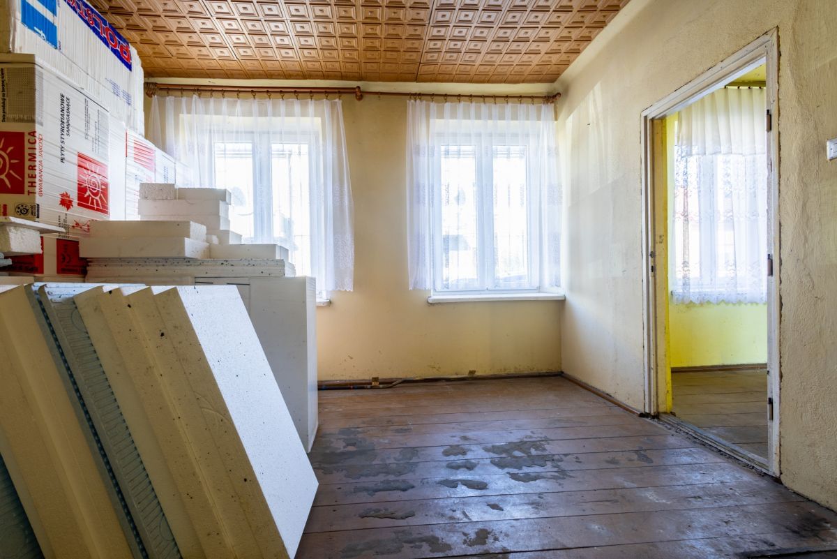 Dom 5 pokojowe na Sprzedaż