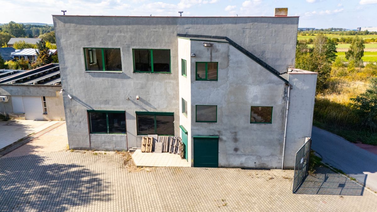 Lokal użytkowy  pokojowe na Sprzedaż