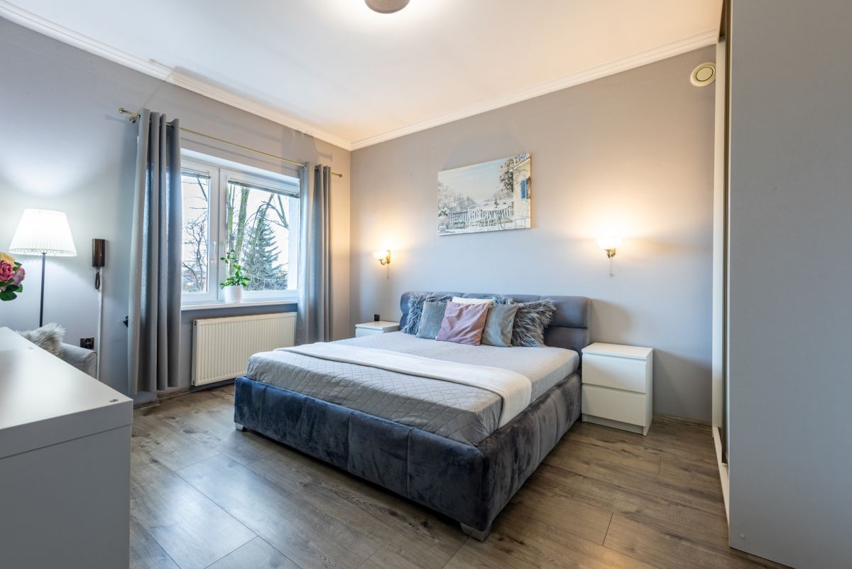 Dom 7 pokojowe na Sprzedaż