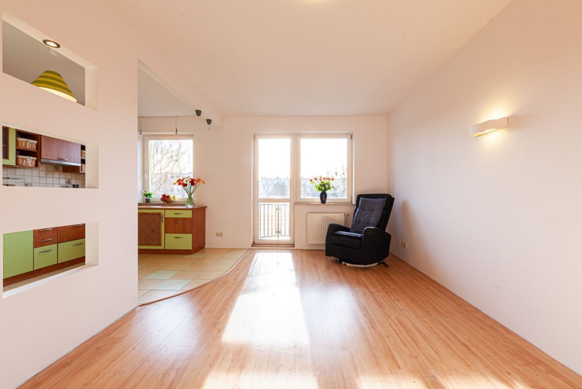 Mieszkanie 3 pokojowe na Sprzedaż