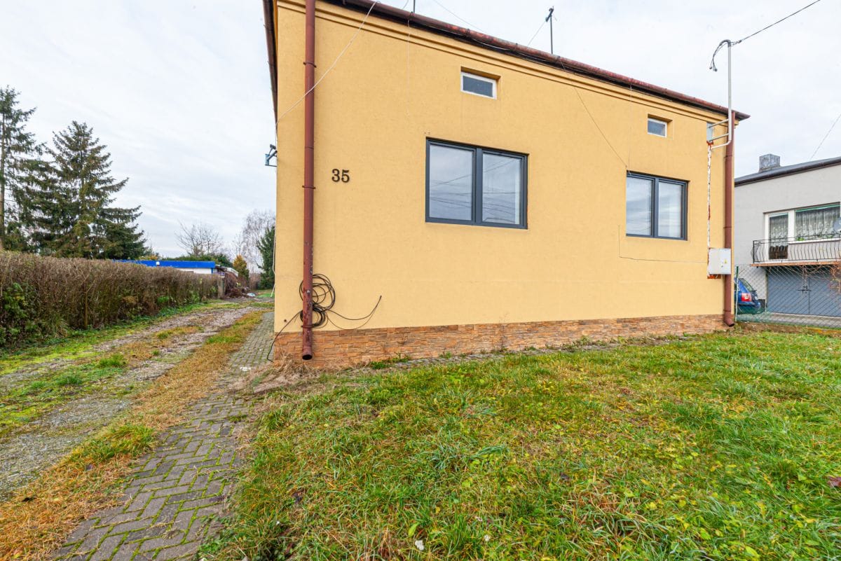 Dom 4 pokojowe na Sprzedaż