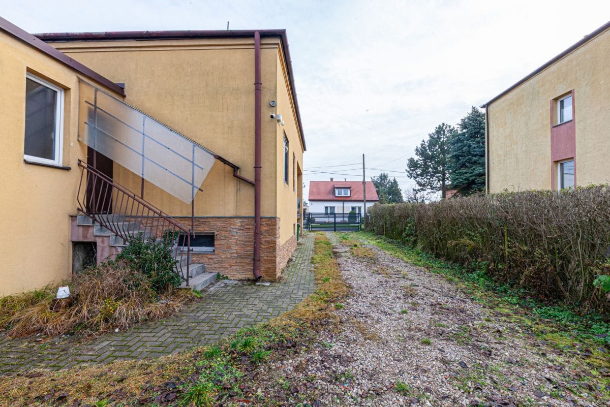 Dom 4 pokojowe na Sprzedaż