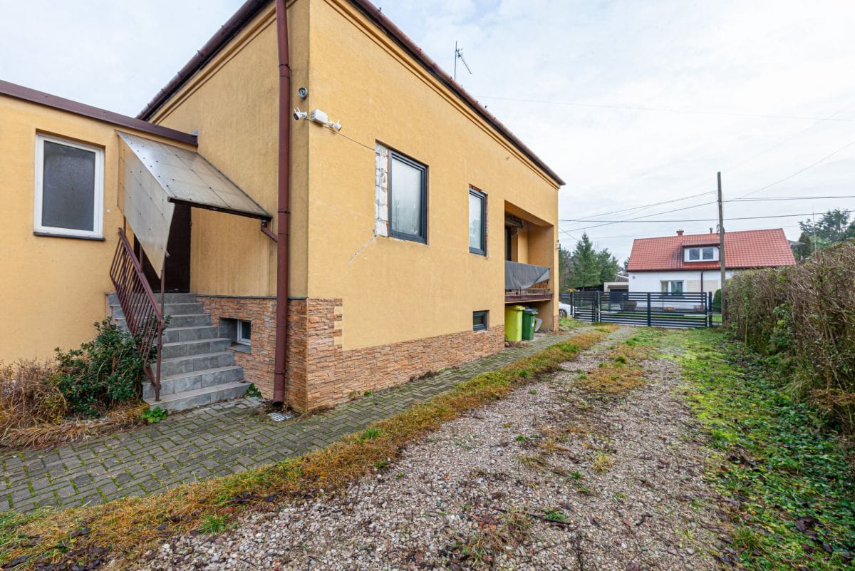 Dom 4 pokojowe na Sprzedaż