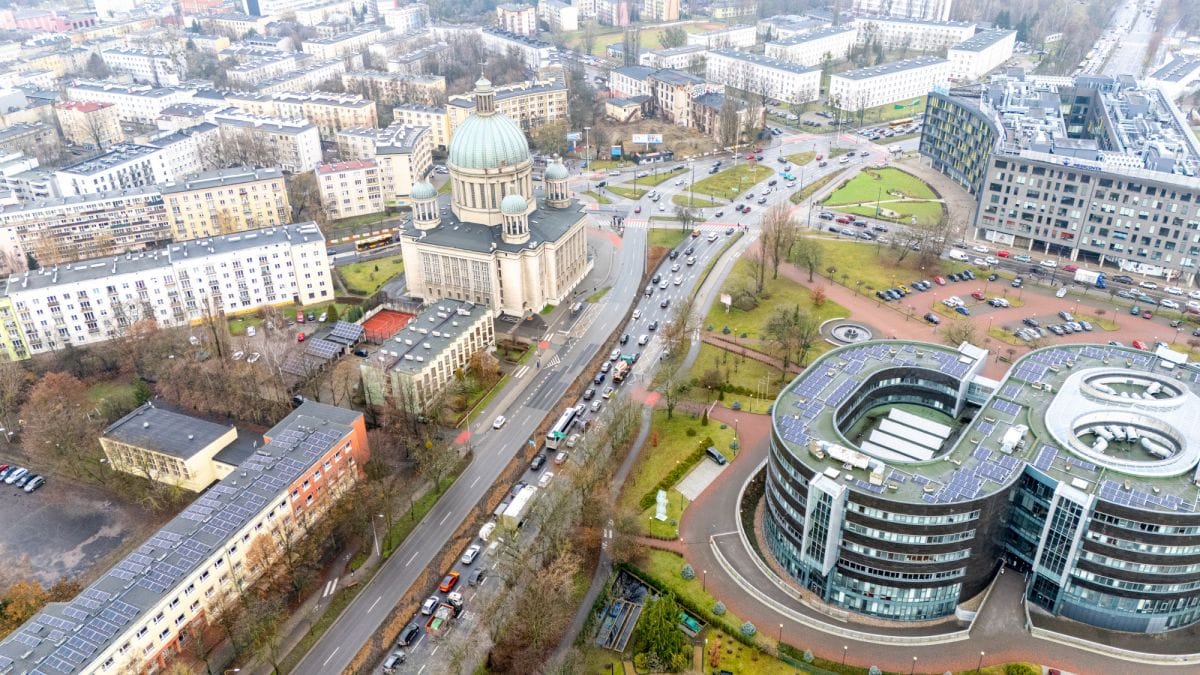 Mieszkanie 3 pokojowe na Sprzedaż