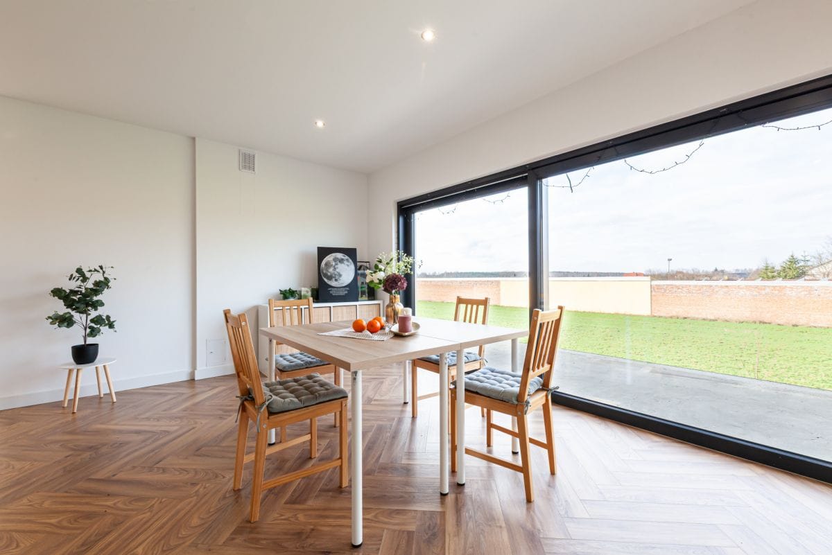 Dom 10 pokojowe na Sprzedaż