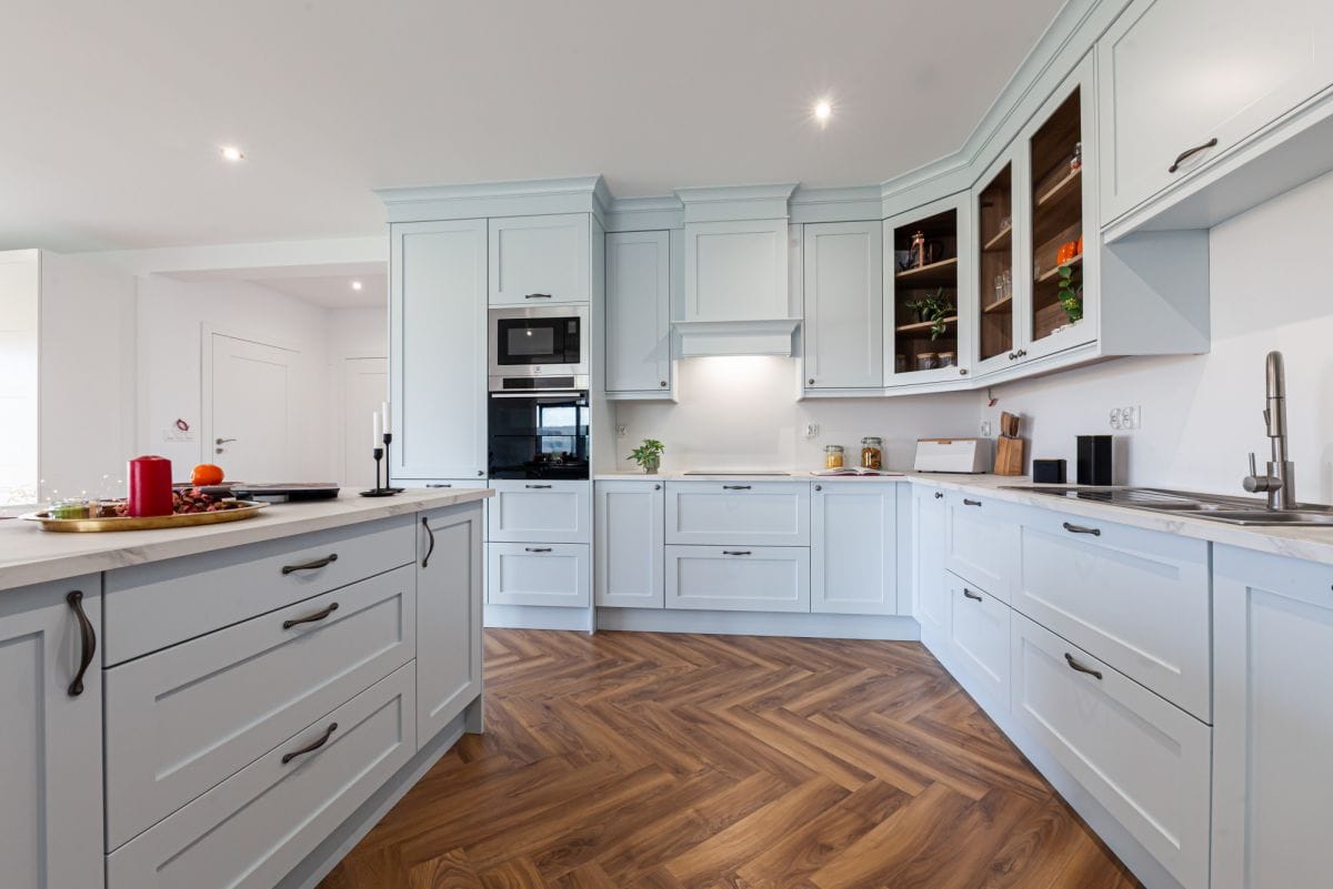 Dom 10 pokojowe na Sprzedaż