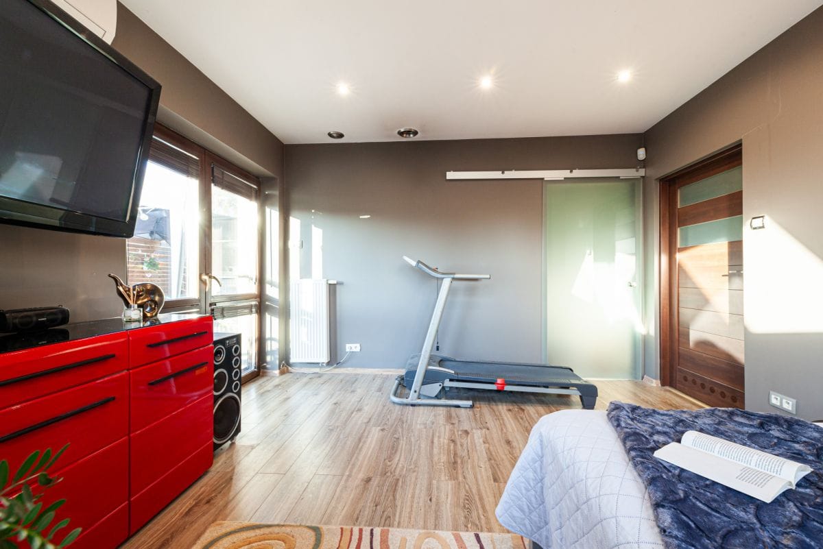 Dom 5 pokojowe na Sprzedaż