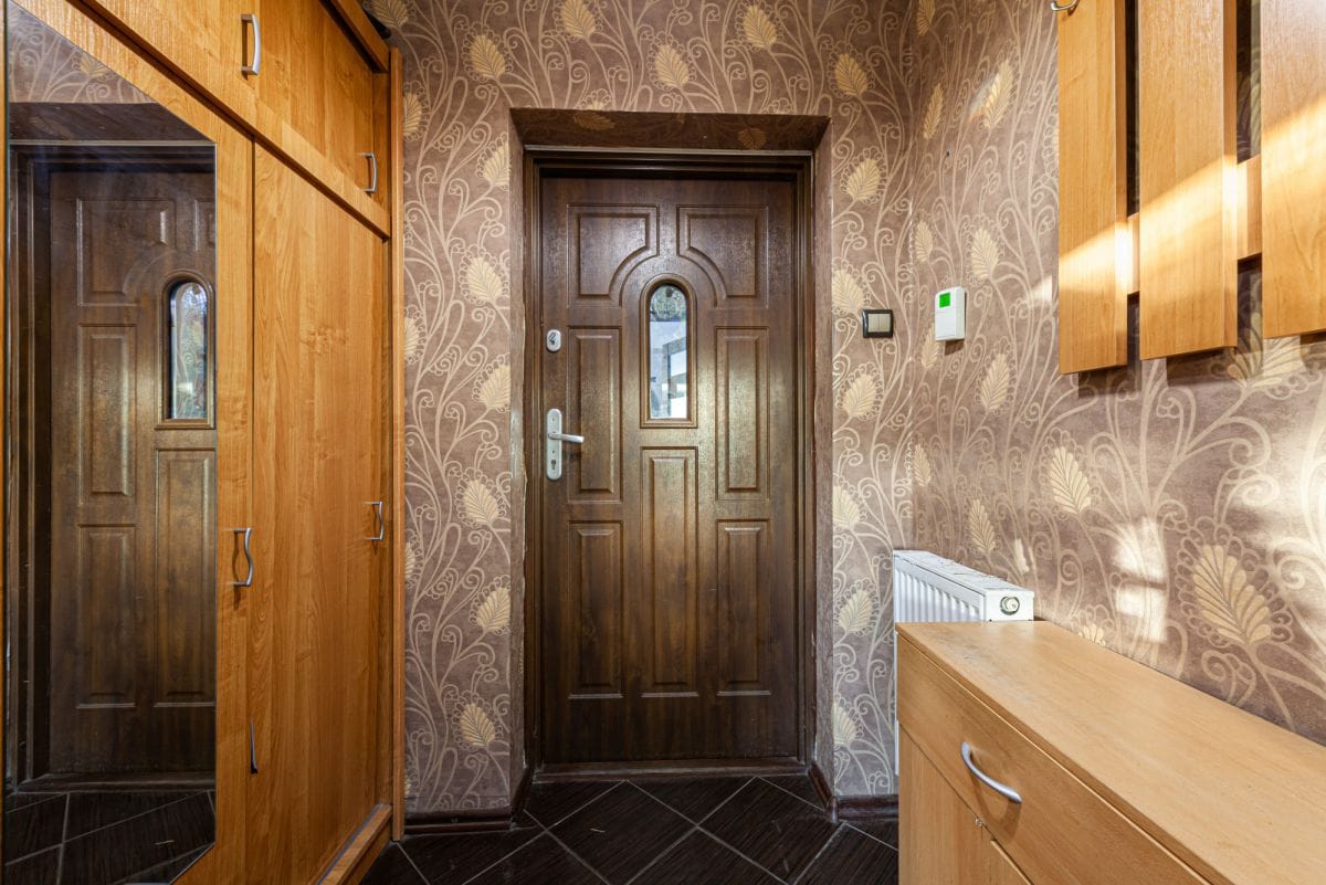 Dom 5 pokojowe na Sprzedaż