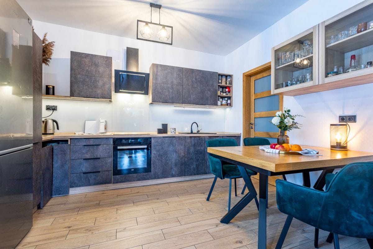 Mieszkanie 4 pokojowe na Sprzedaż