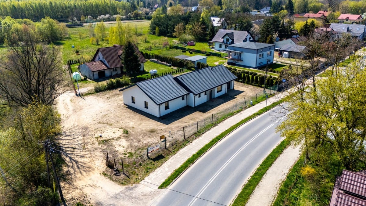 Dom 5 pokojowe na Sprzedaż