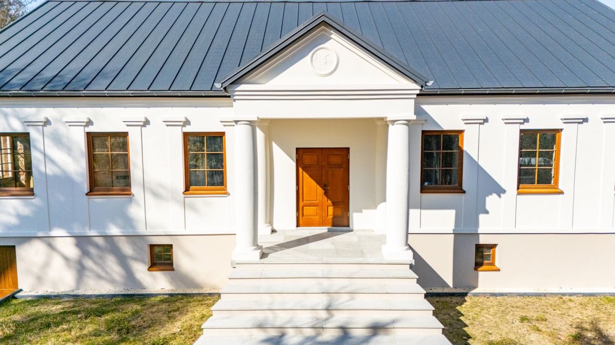 Dom 5 pokojowe na Sprzedaż