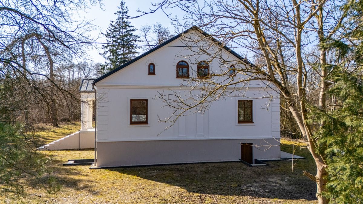 Dom 5 pokojowe na Sprzedaż