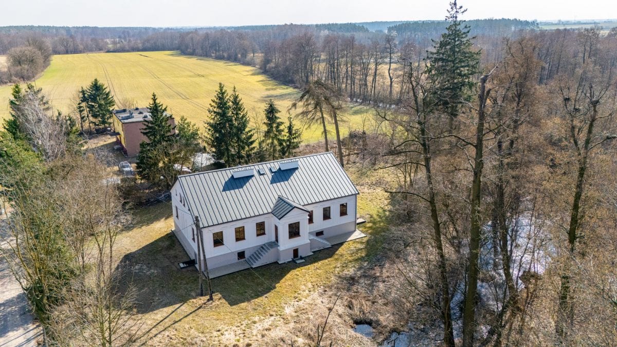 Dom 5 pokojowe na Sprzedaż