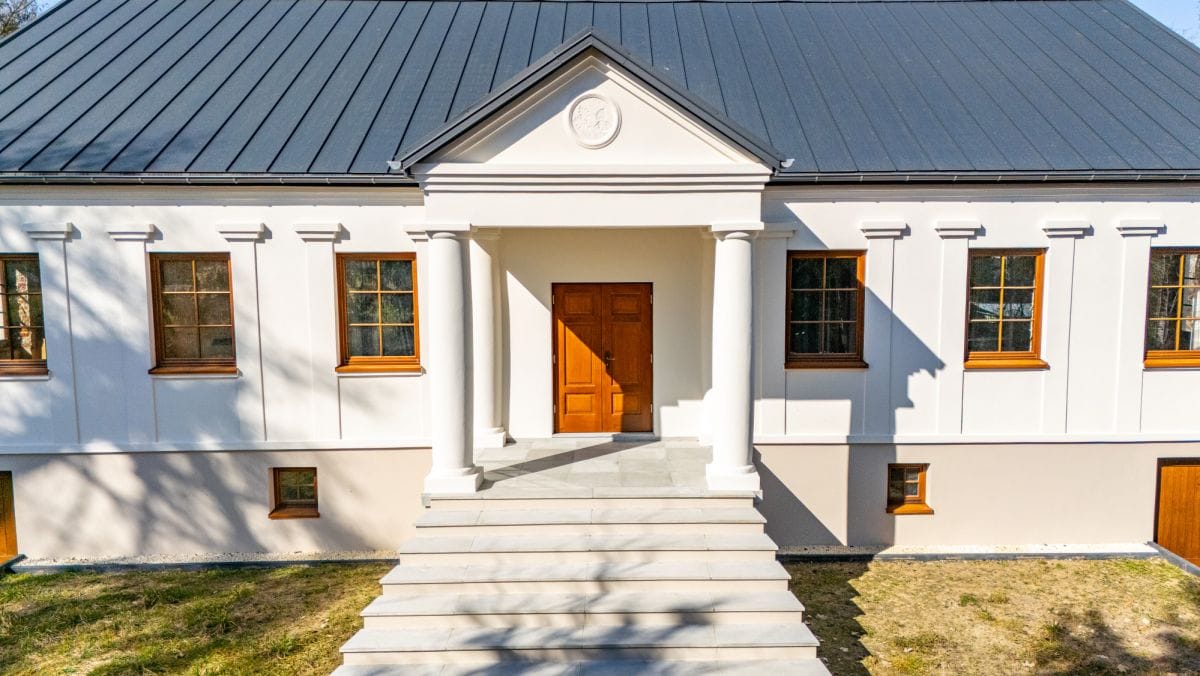 Dom 5 pokojowe na Sprzedaż