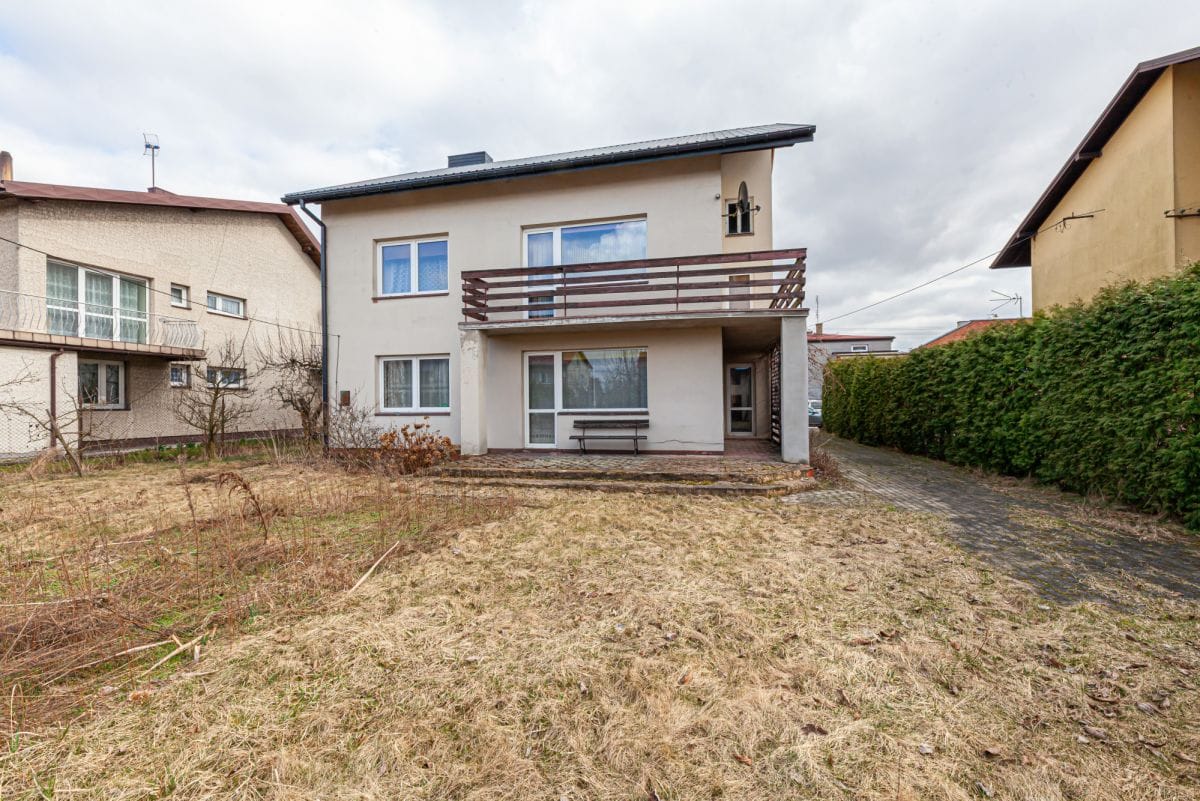 Dom 6 pokojowe na Sprzedaż