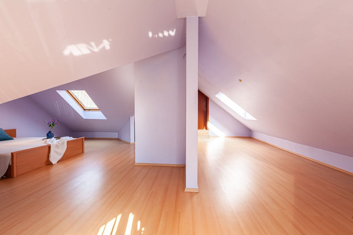 Dom 6 pokojowe na Sprzedaż