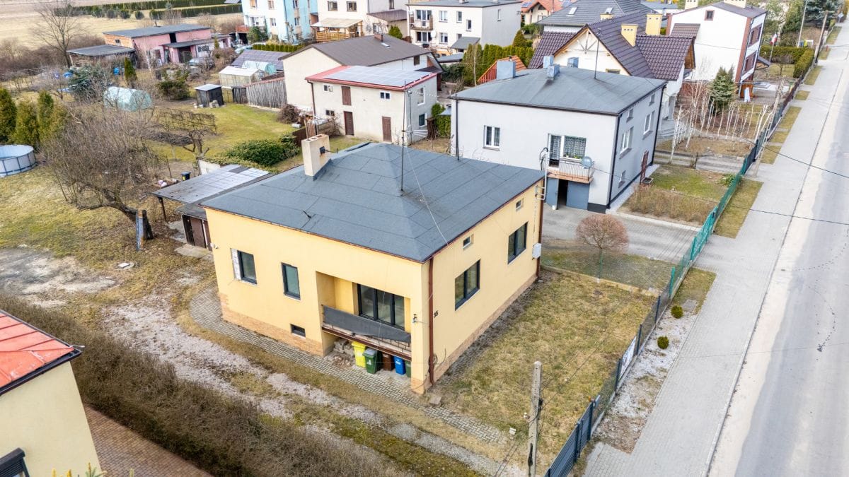 Dom 4 pokojowe na Sprzedaż