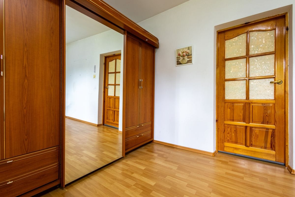 Dom 5 pokojowe na Sprzedaż