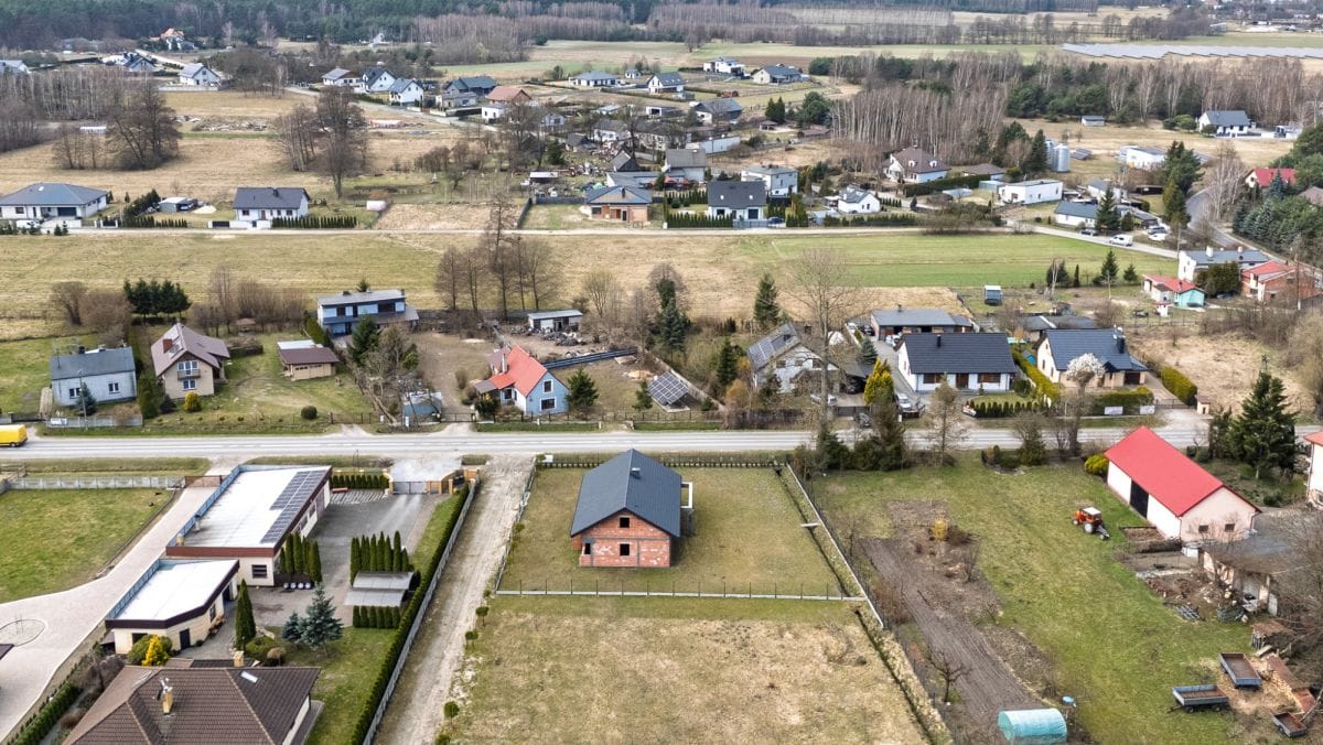 Dom 4 pokojowe na Sprzedaż