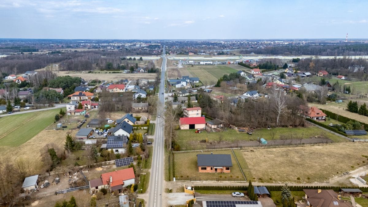 Dom 4 pokojowe na Sprzedaż