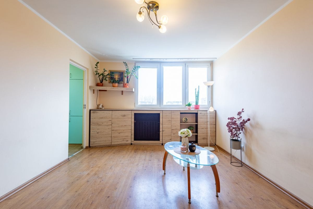 Mieszkanie 4 pokojowe na Sprzedaż