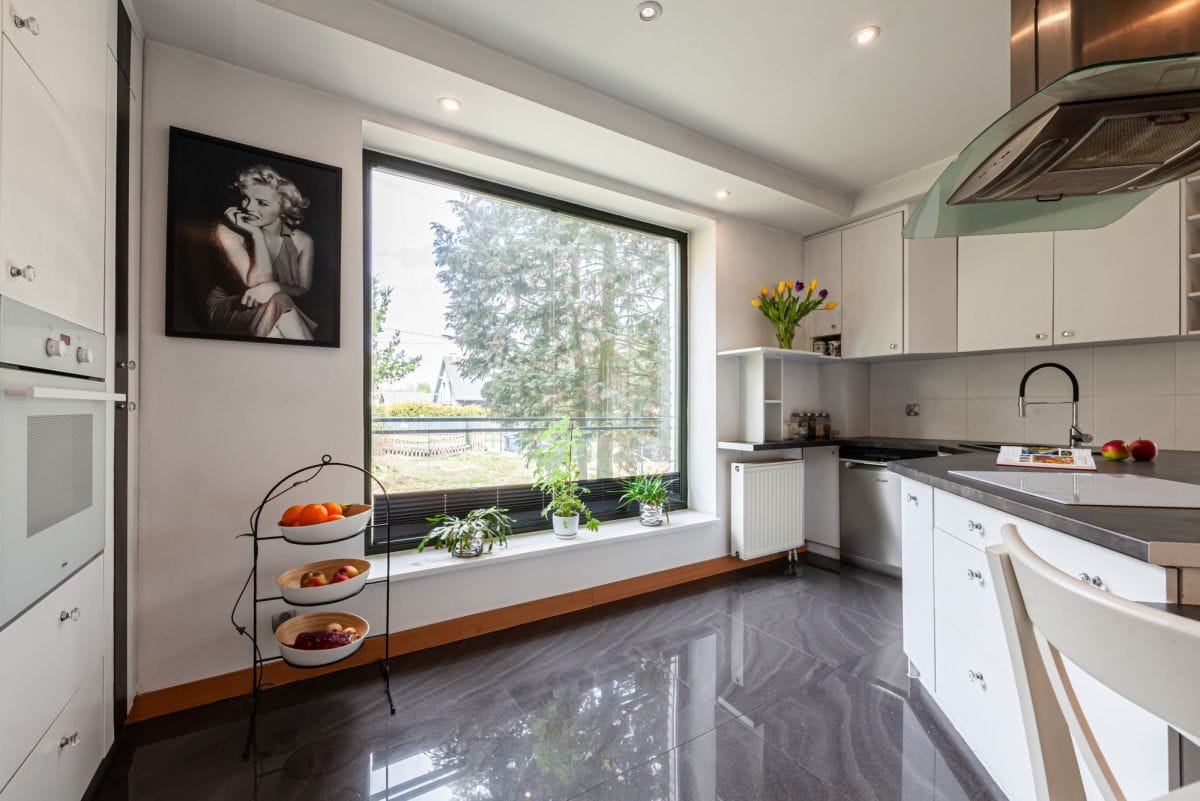 Dom 5 pokojowe na Sprzedaż