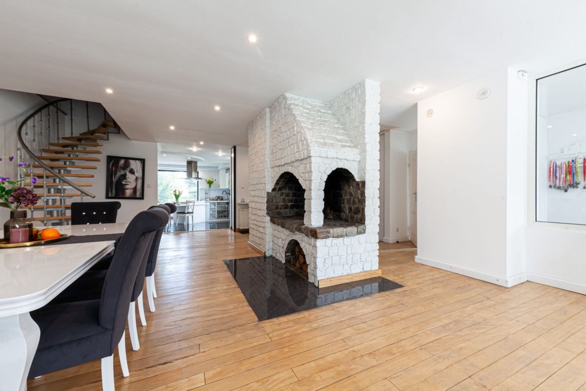 Dom 5 pokojowe na Sprzedaż