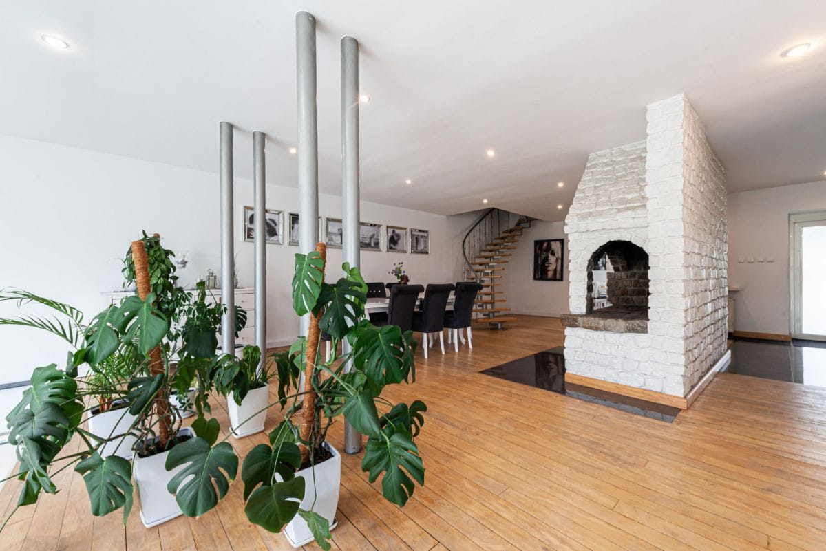 Dom 5 pokojowe na Sprzedaż