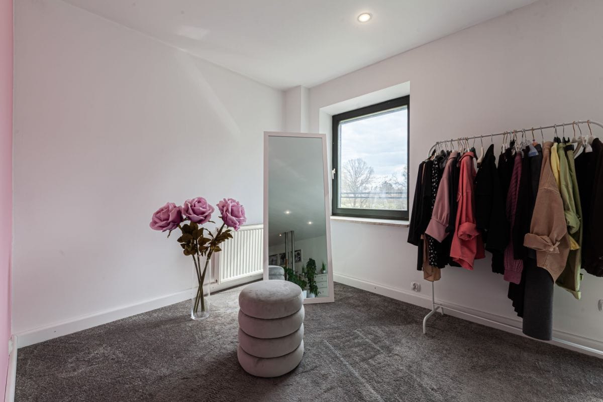 Dom 5 pokojowe na Sprzedaż