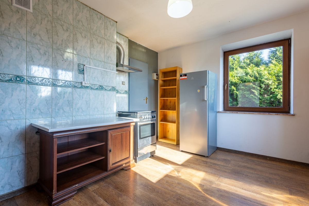 Dom 12 pokojowe na Sprzedaż