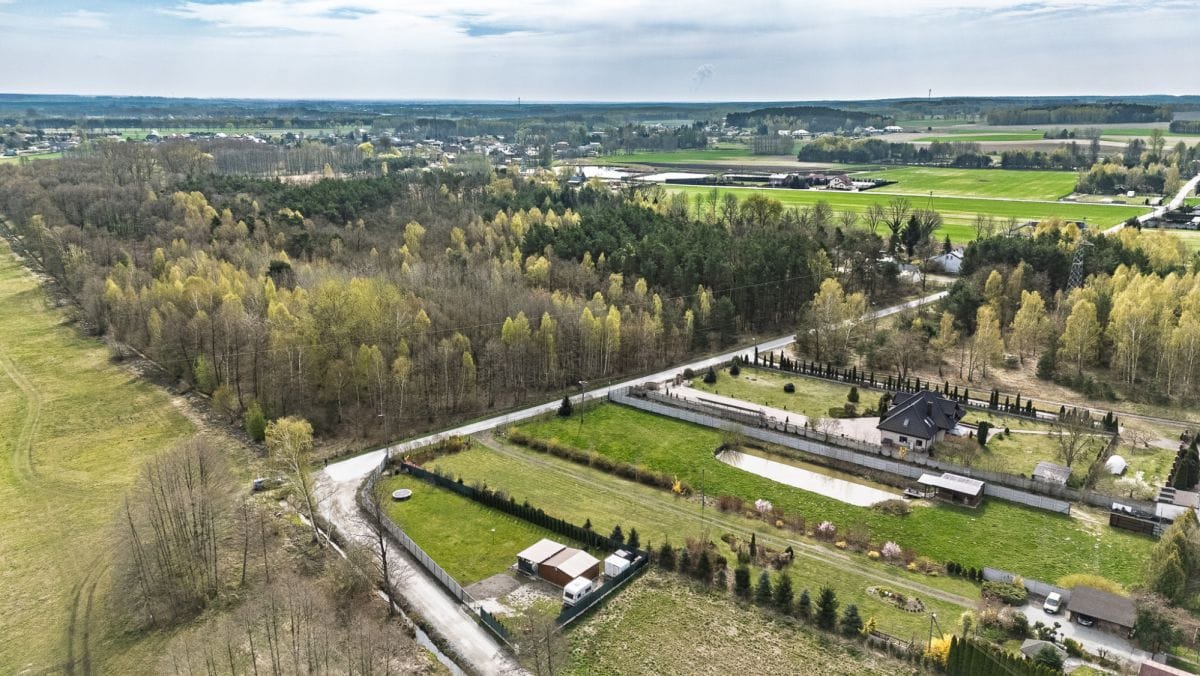 Działka  pokojowe na Sprzedaż