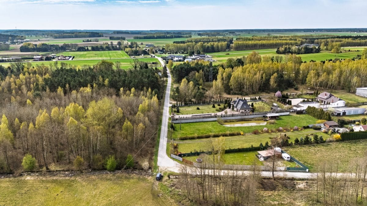 Działka  pokojowe na Sprzedaż