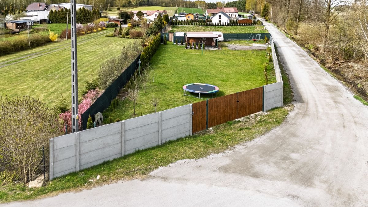 Działka  pokojowe na Sprzedaż