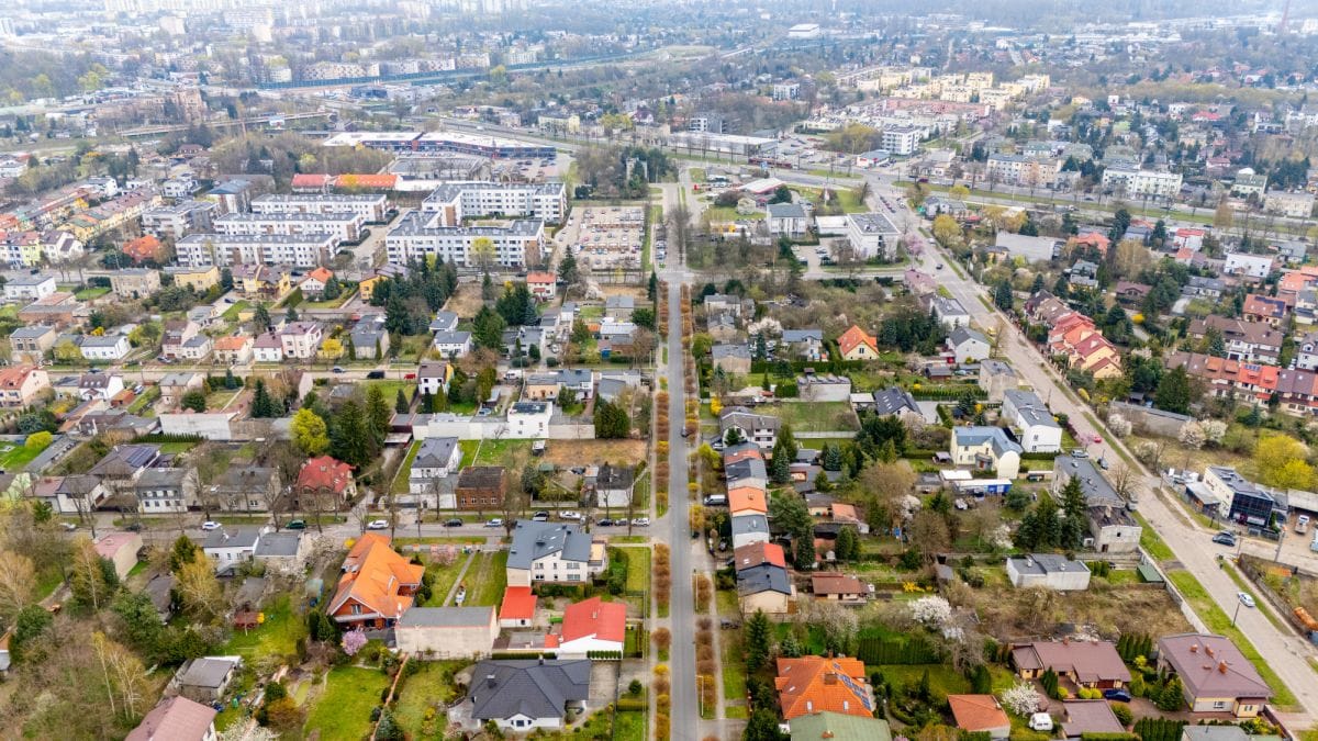 Działka  pokojowe na Sprzedaż