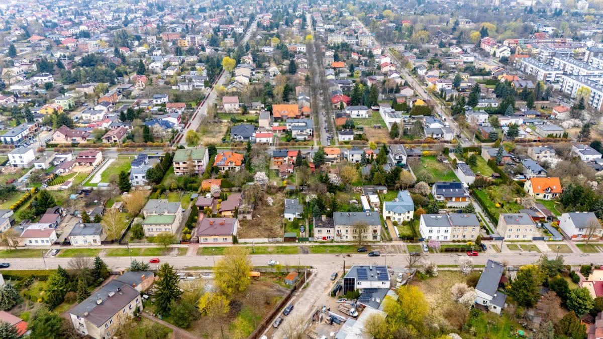 Działka  pokojowe na Sprzedaż