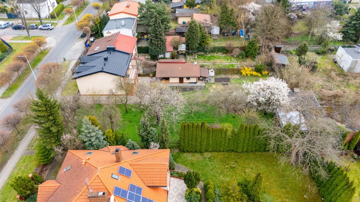 Działka  pokojowe na Sprzedaż