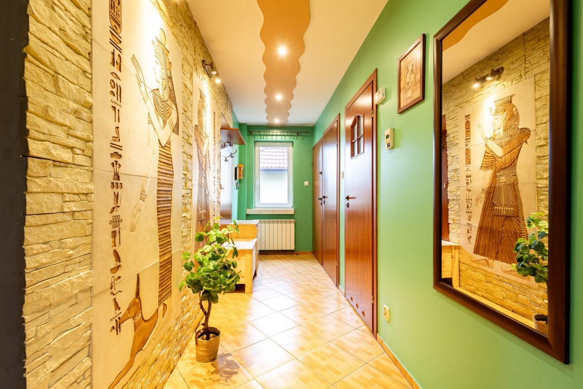 Dom 6 pokojowe na Sprzedaż