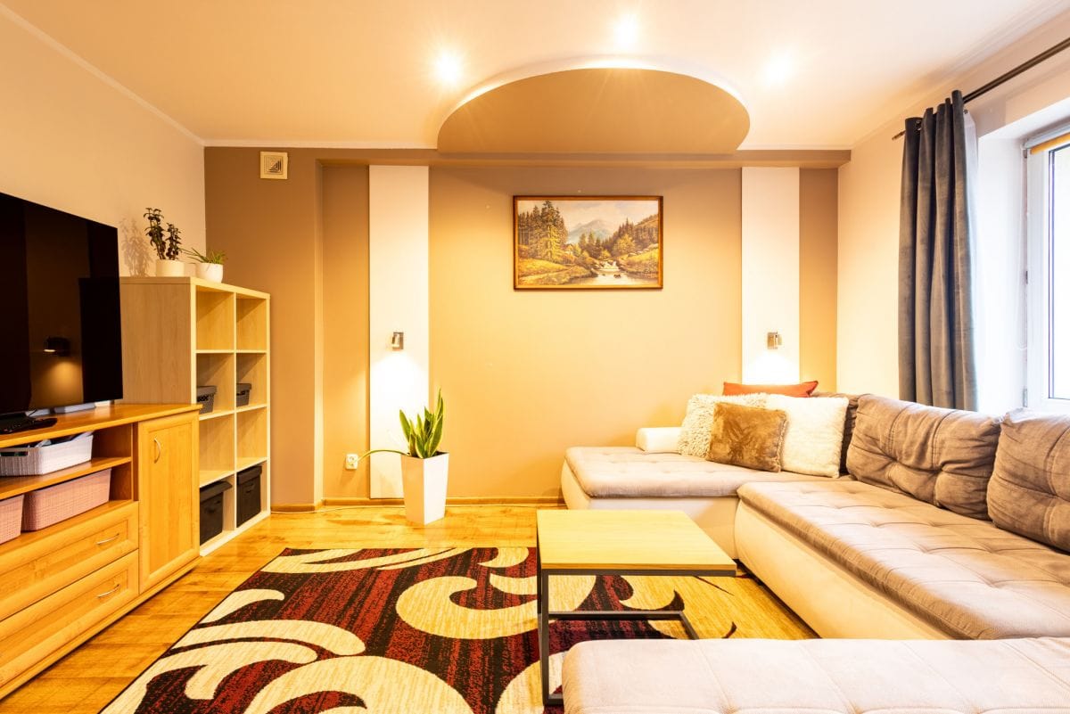 Dom 6 pokojowe na Sprzedaż