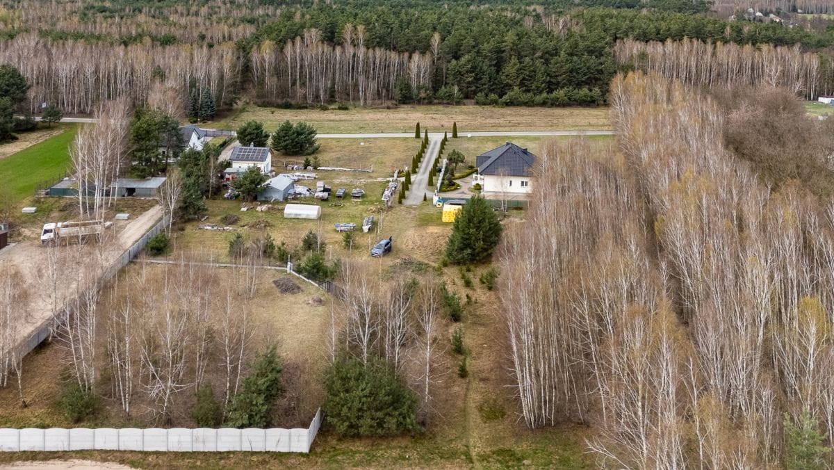 Działka  pokojowe na Sprzedaż