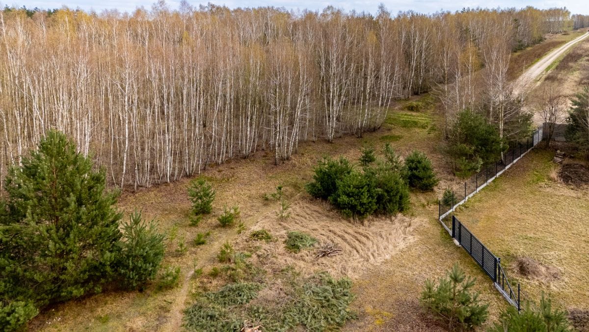 Działka  pokojowe na Sprzedaż