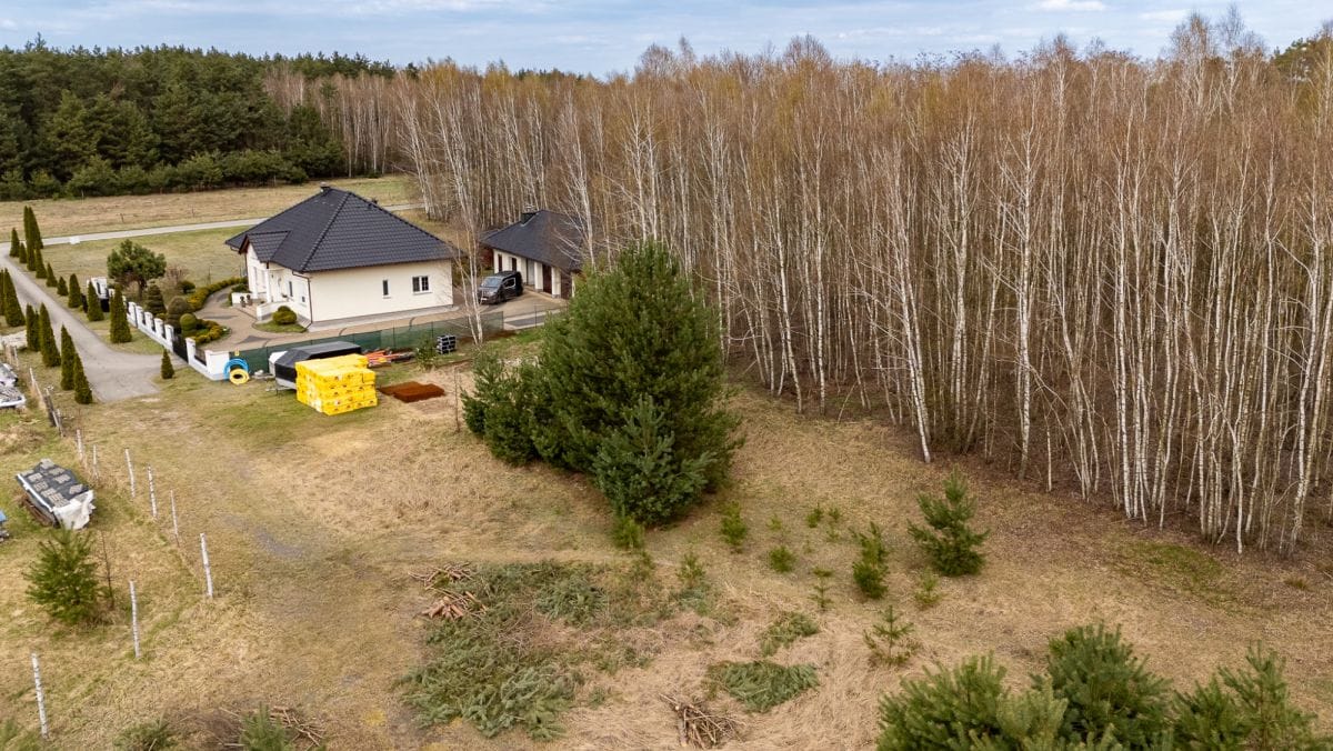 Działka  pokojowe na Sprzedaż