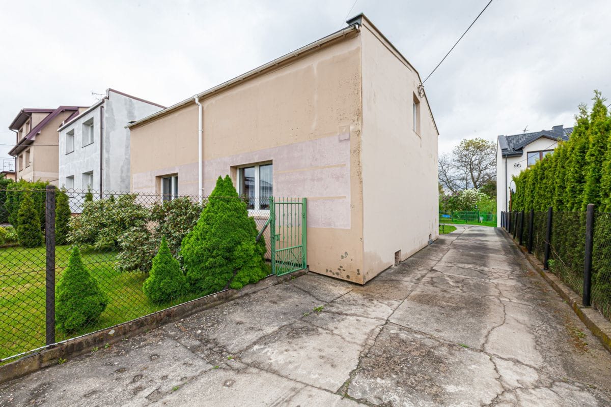 Dom 5 pokojowe na Sprzedaż