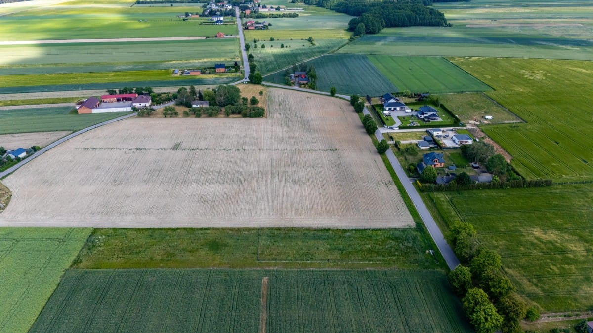 Działka  pokojowe na Sprzedaż