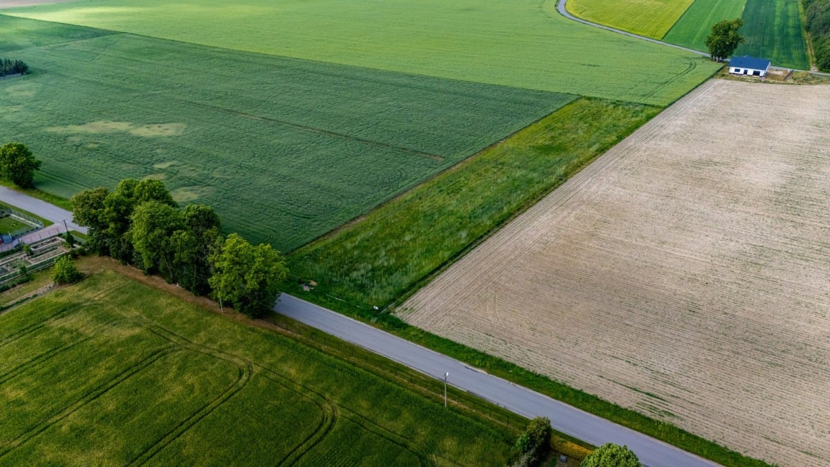Działka  pokojowe na Sprzedaż