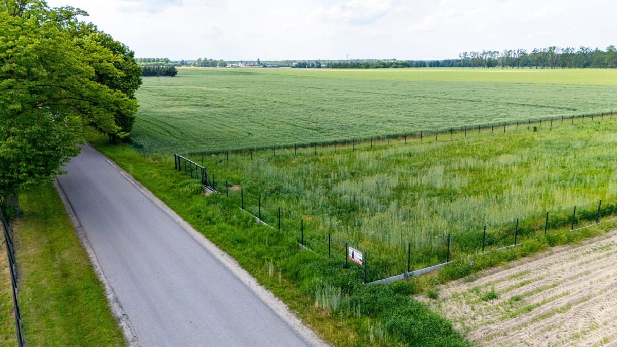 Działka  pokojowe na Sprzedaż